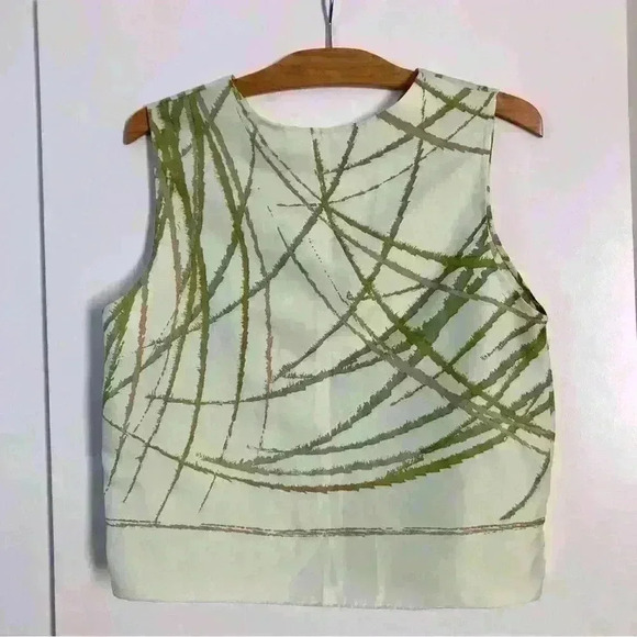 Pastel  Vest - Picture 2 of 6